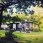 Forest House With Private Grounds In Liseleje בית נופש *